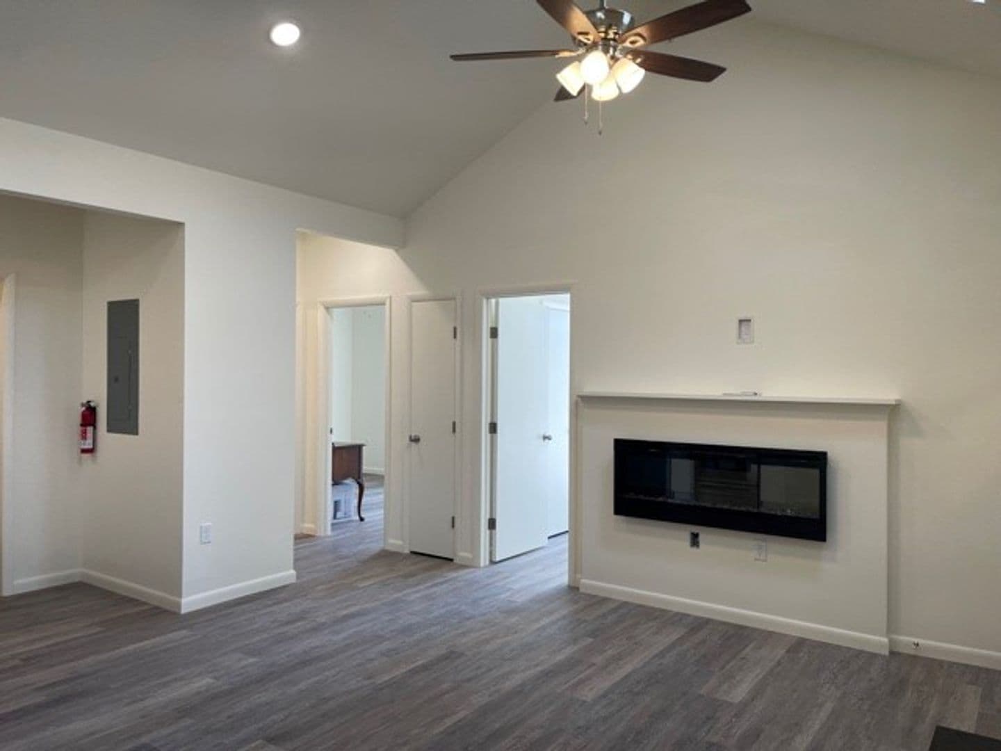 Ithaca Apartment: 87 Uptown Rd