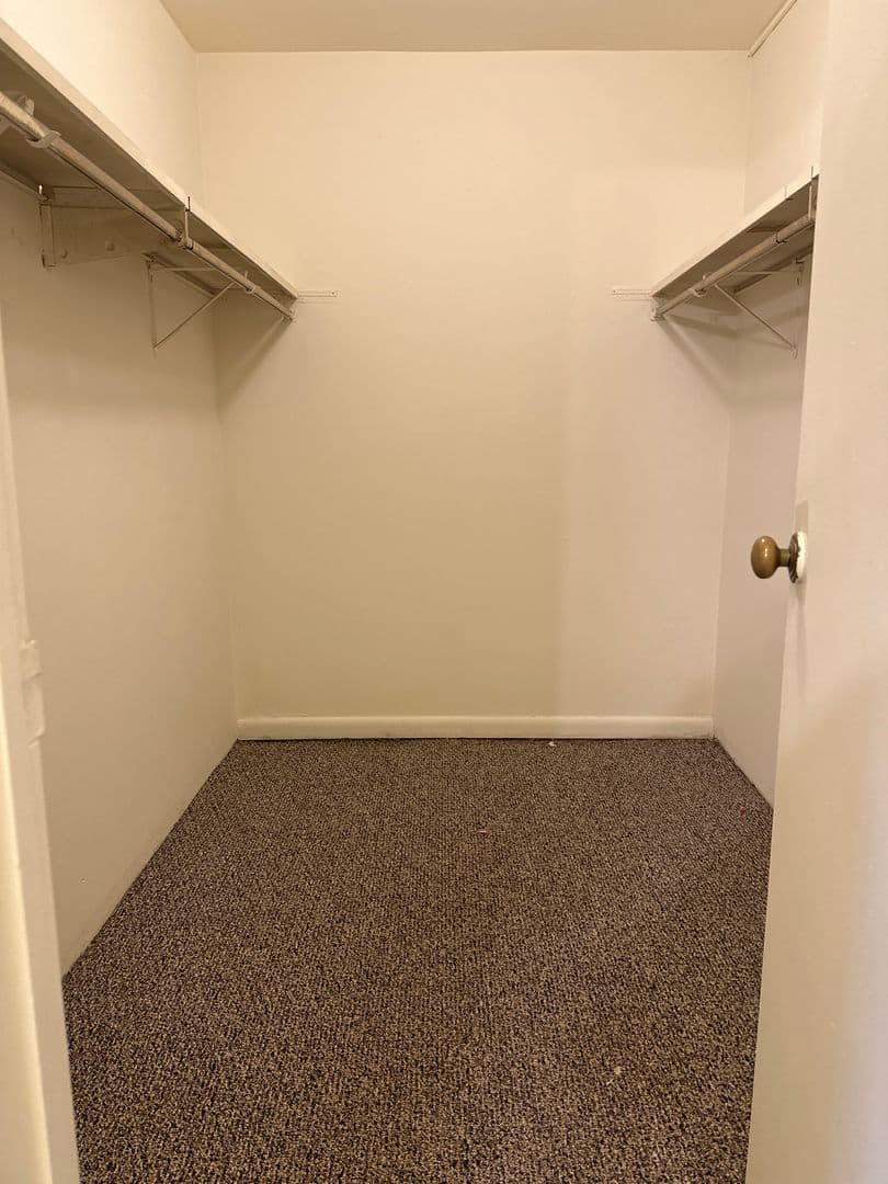 Ithaca Apartment: 87 Uptown Rd