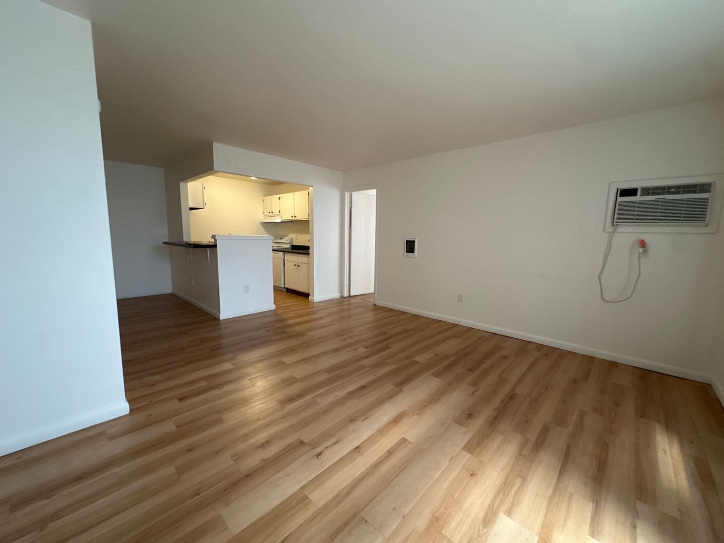 Ithaca Apartment: 87 Uptown Rd