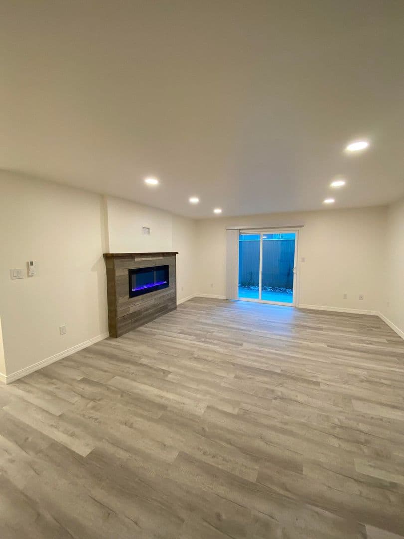 Ithaca Apartment: 87 Uptown Rd