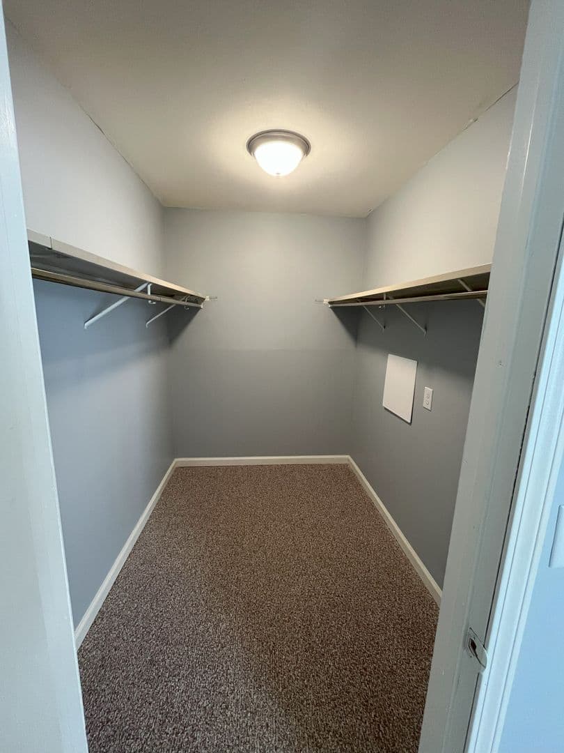 Ithaca Apartment: 87 Uptown Rd