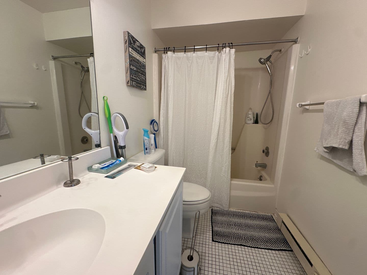 Ithaca Apartment: 87 Uptown Rd