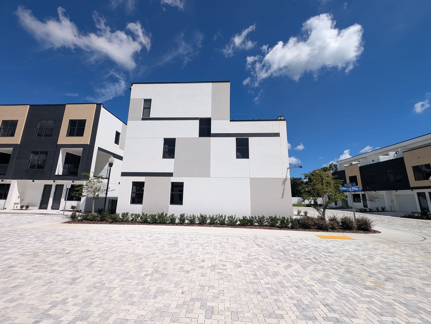 Tampa Apartment: 8419 N Hubert Rd.
