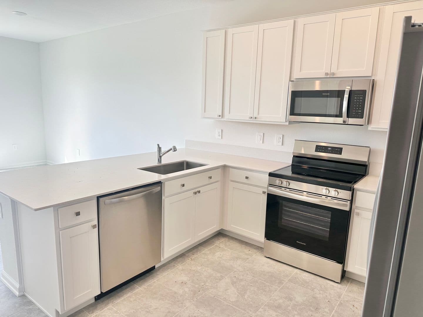 Davenport Townhome: 2776 PIERR Street