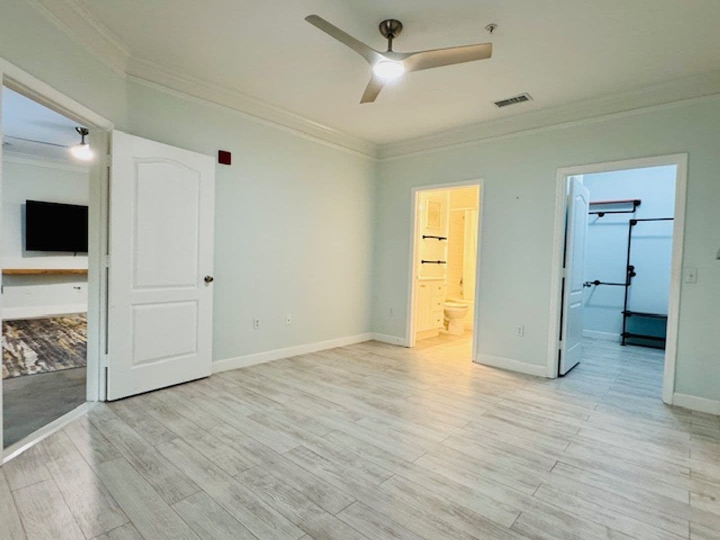 ORLANDO Condo: 8842 VILLA VIEW CIR, # 108