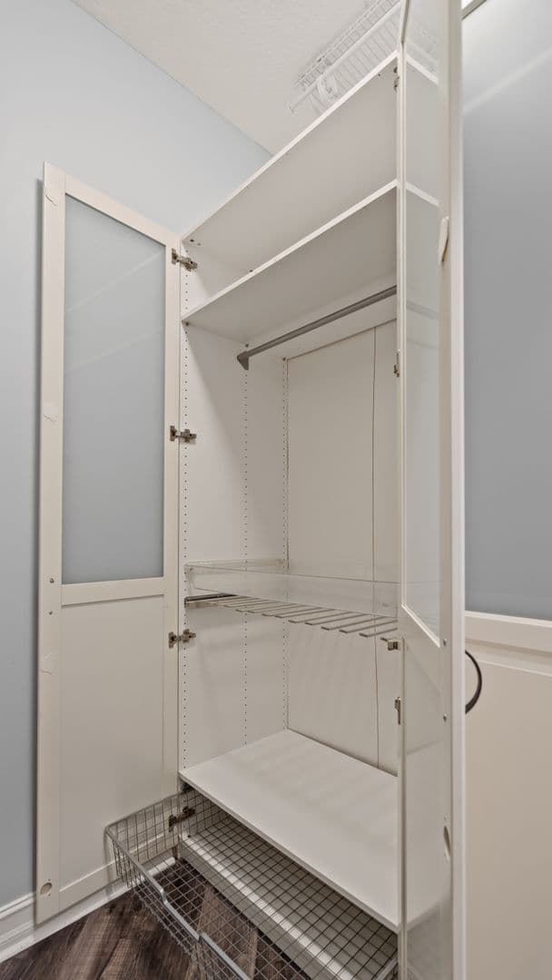 CELEBRATION Condo: 650 CAMPUS ST APT 204