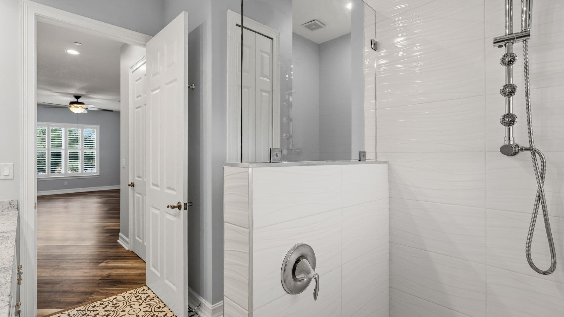 CELEBRATION Condo: 650 CAMPUS ST APT 204