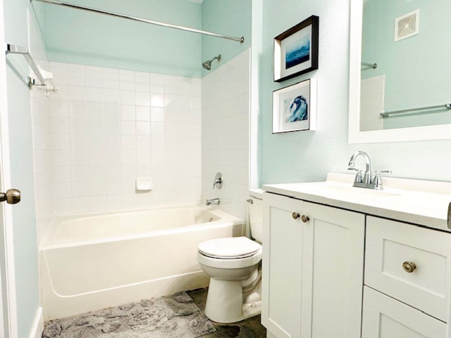ORLANDO Condo: 8842 VILLA VIEW CIR, # 108