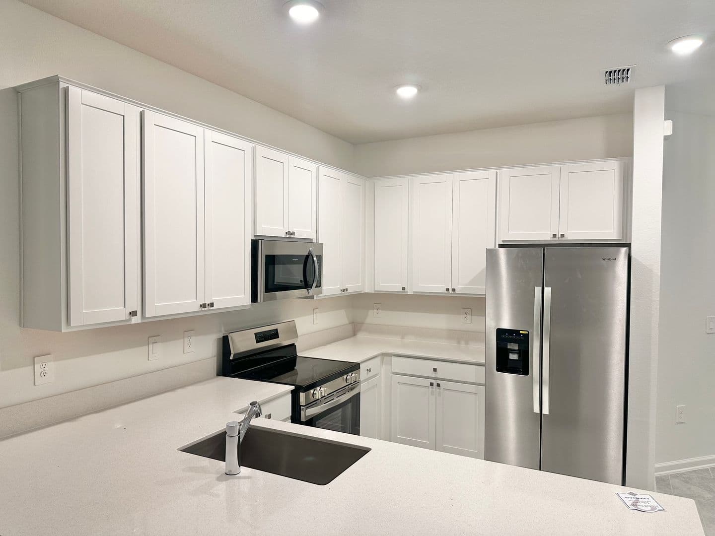Davenport Townhome: 2776 PIERR Street