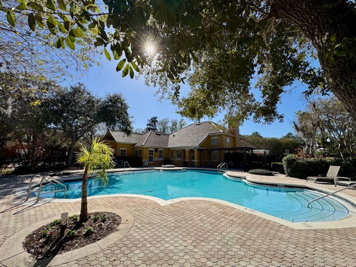 ORLANDO Condo: 8842 VILLA VIEW CIR, # 108