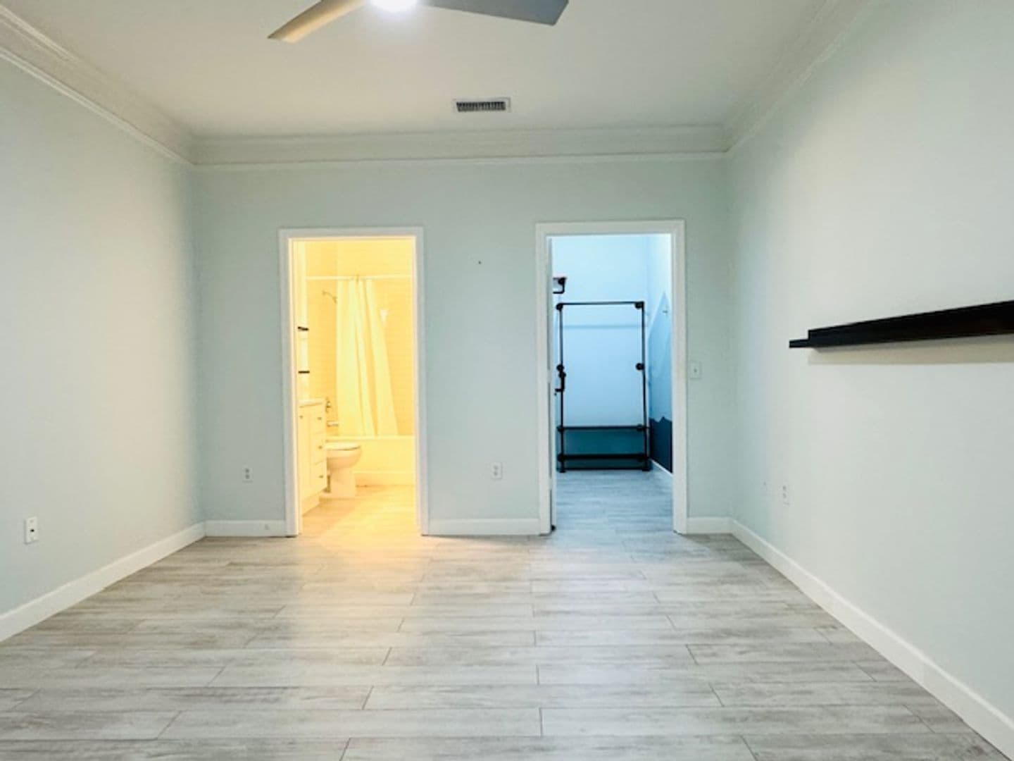 ORLANDO Condo: 8842 VILLA VIEW CIR, # 108