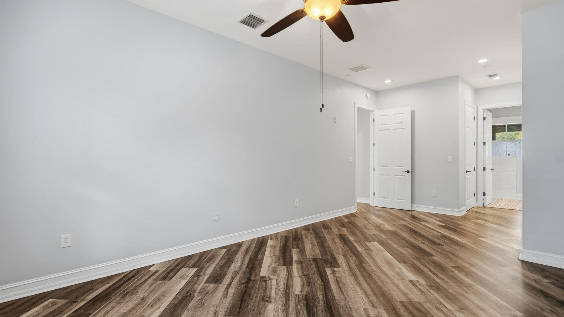 CELEBRATION Condo: 650 CAMPUS ST APT 204
