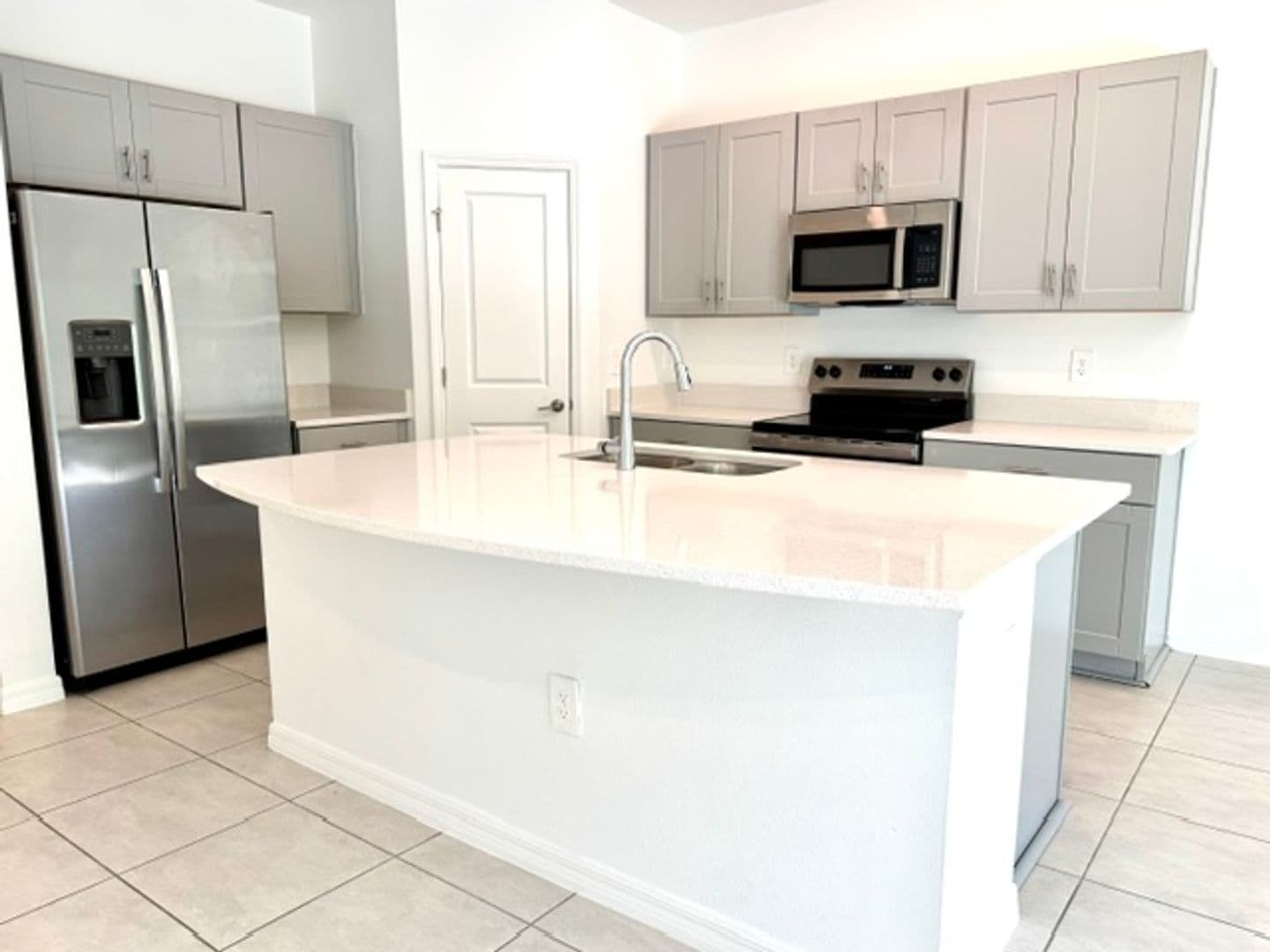 KISSIMMEE Townhome: 3591 MAYFAIR ST