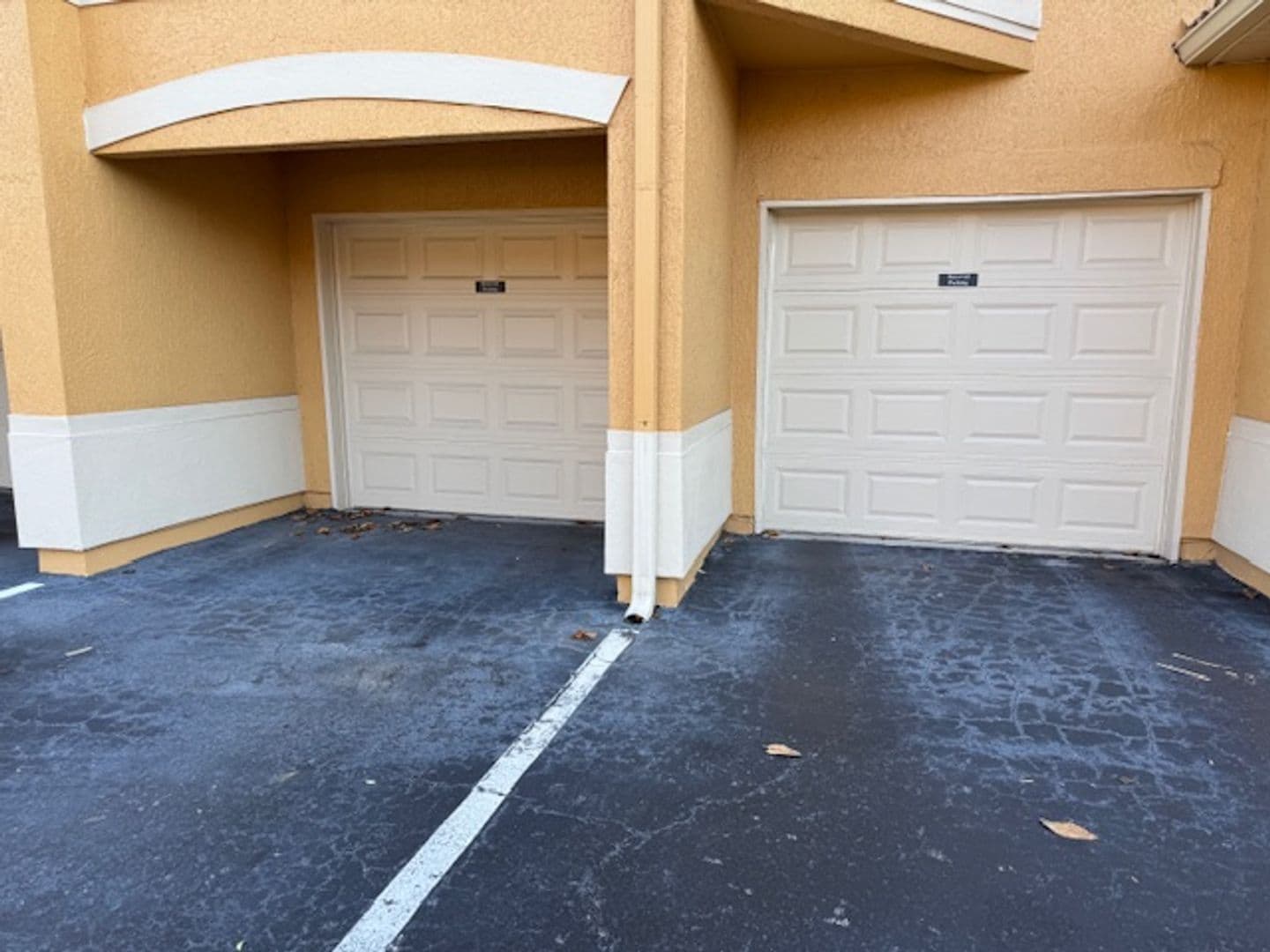 ORLANDO Condo: 8842 VILLA VIEW CIR, # 108