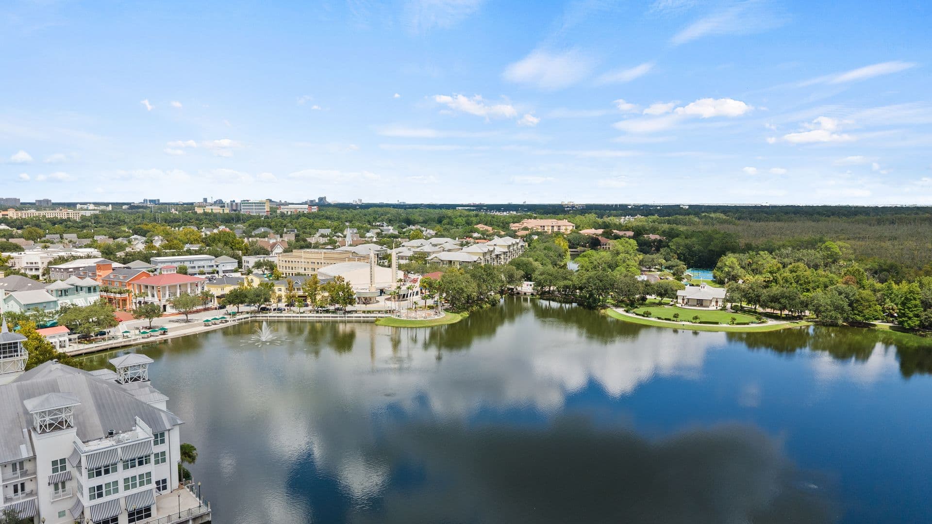 CELEBRATION Condo: 650 CAMPUS ST APT 204