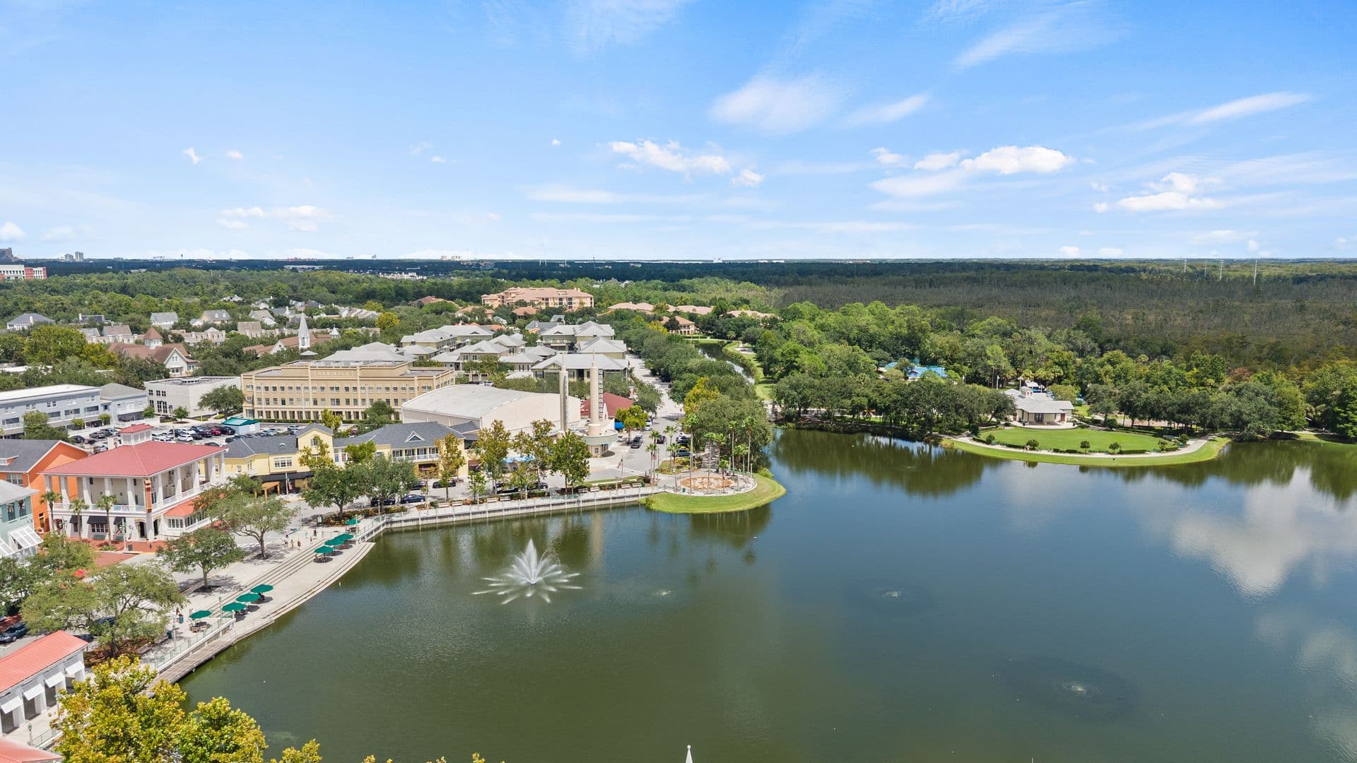 CELEBRATION Condo: 650 CAMPUS ST APT 204