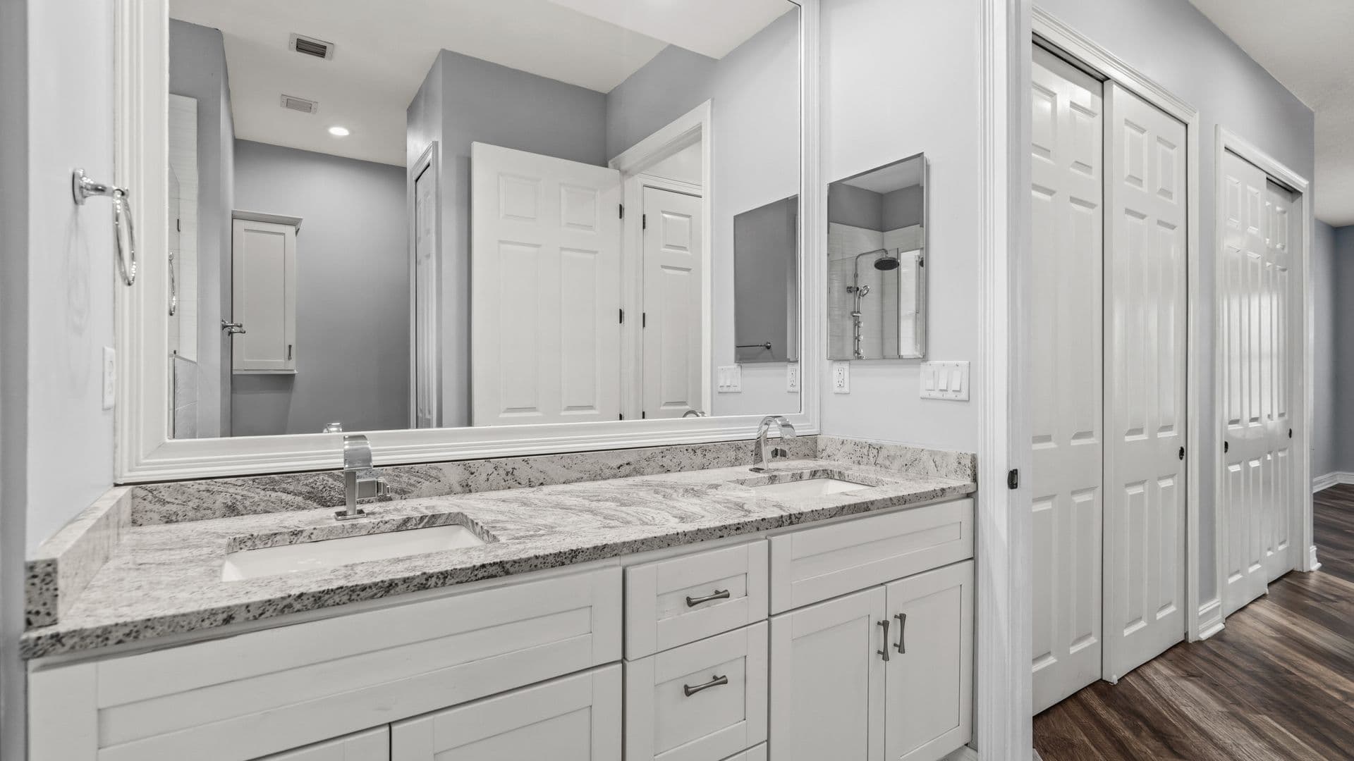 CELEBRATION Condo: 650 CAMPUS ST APT 204