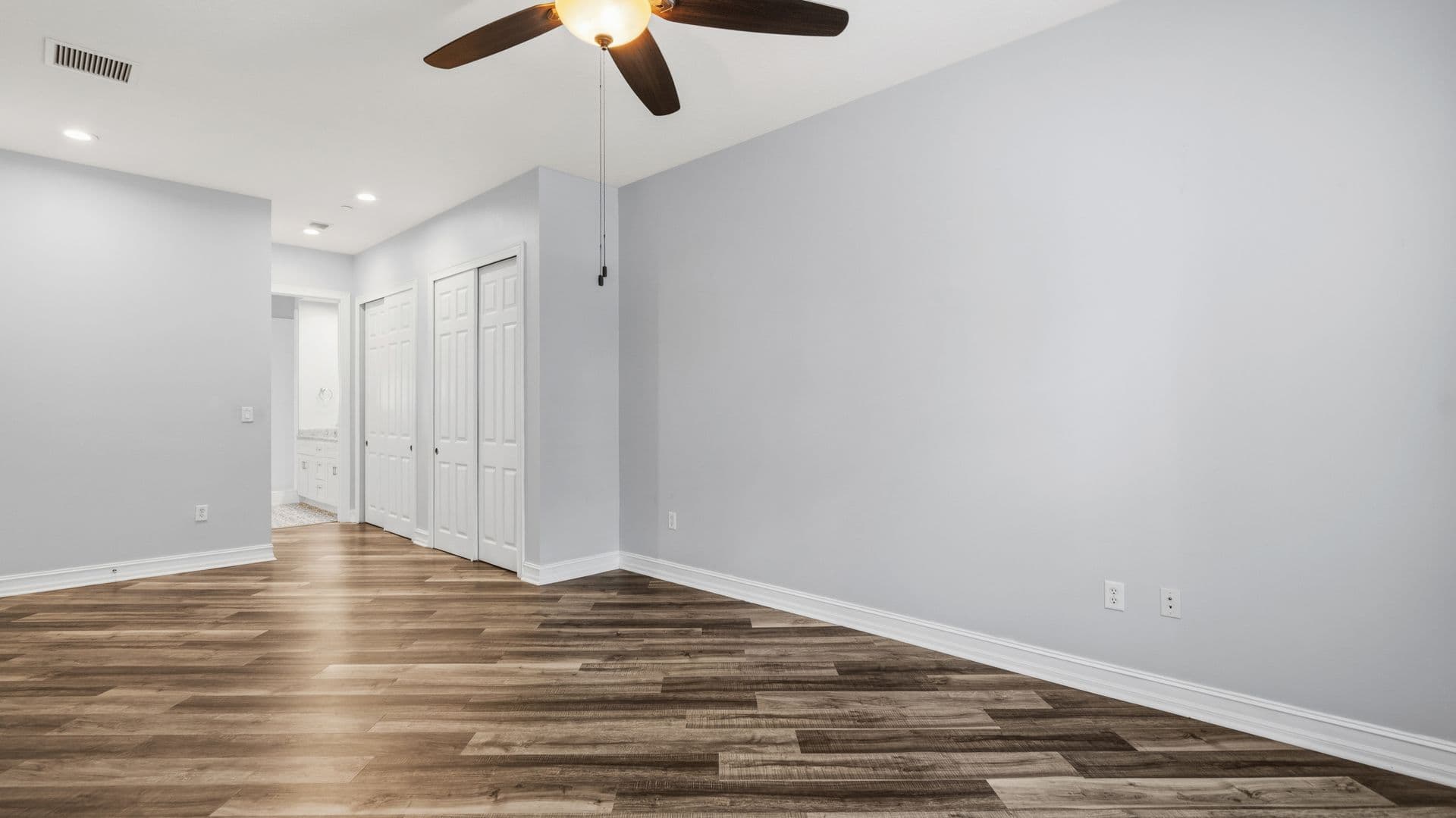 CELEBRATION Condo: 650 CAMPUS ST APT 204