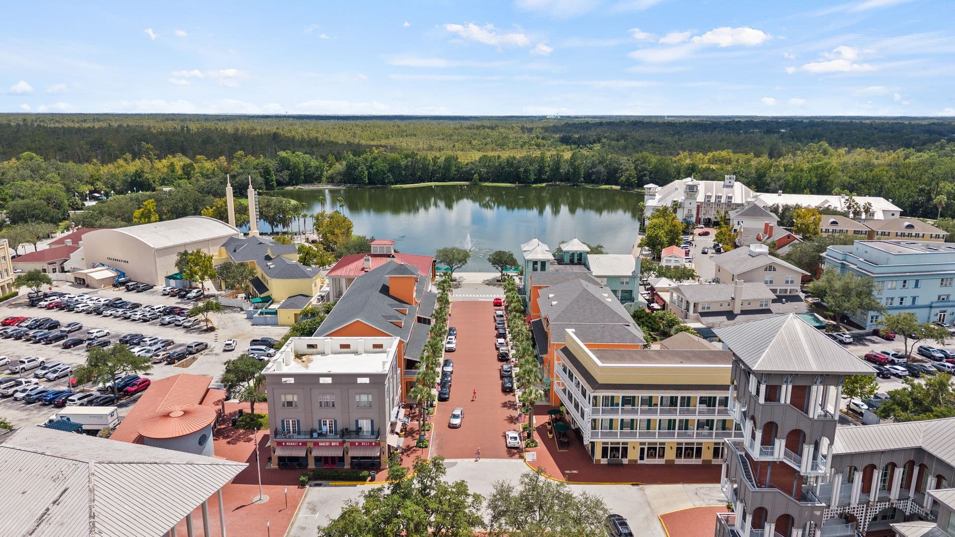 CELEBRATION Condo: 650 CAMPUS ST APT 204
