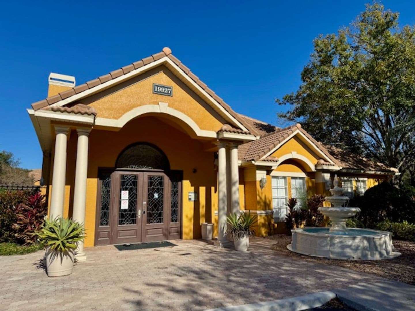 ORLANDO Condo: 8842 VILLA VIEW CIR, # 108