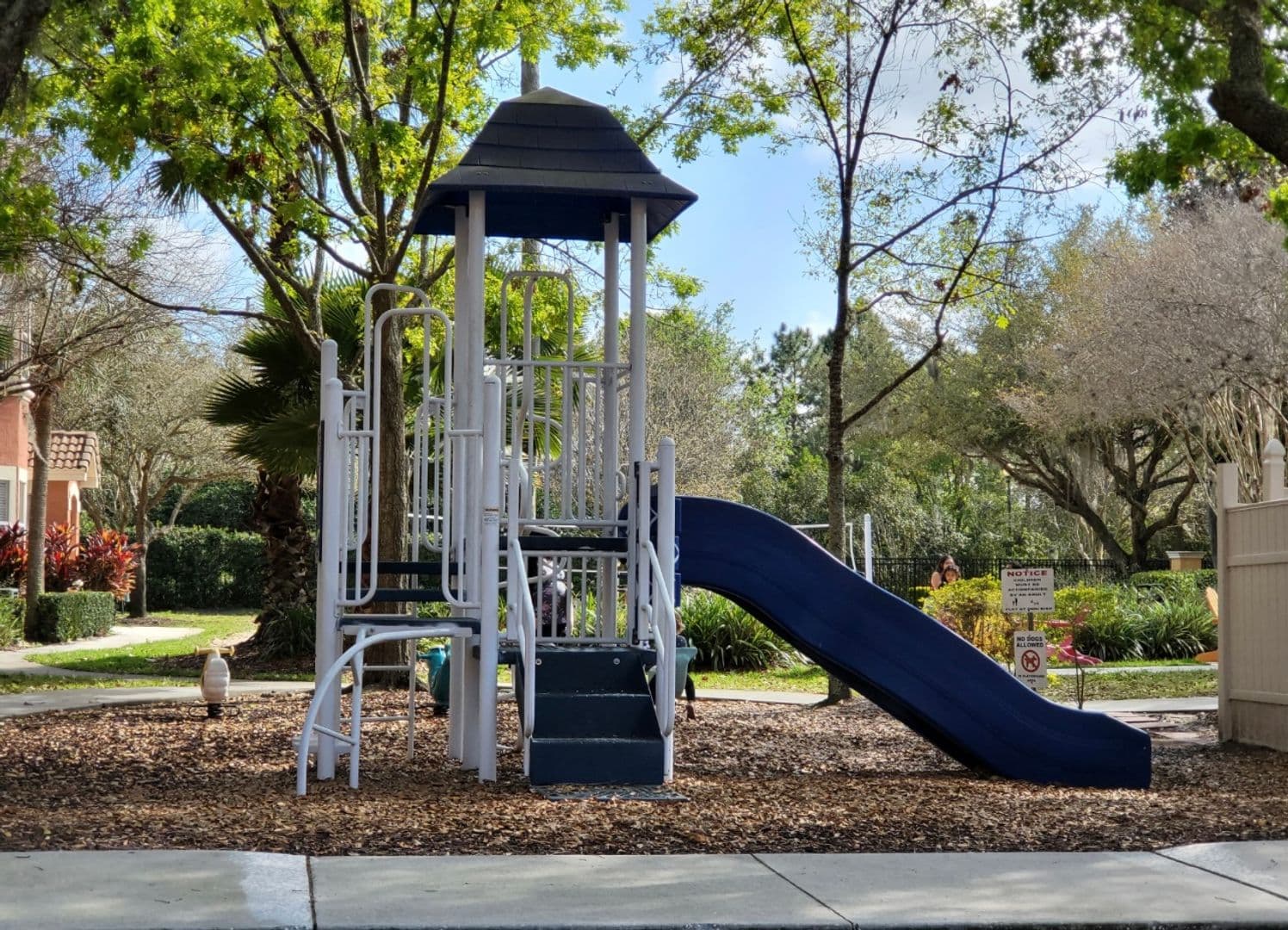 ORLANDO Condo: 8842 VILLA VIEW CIR, # 108