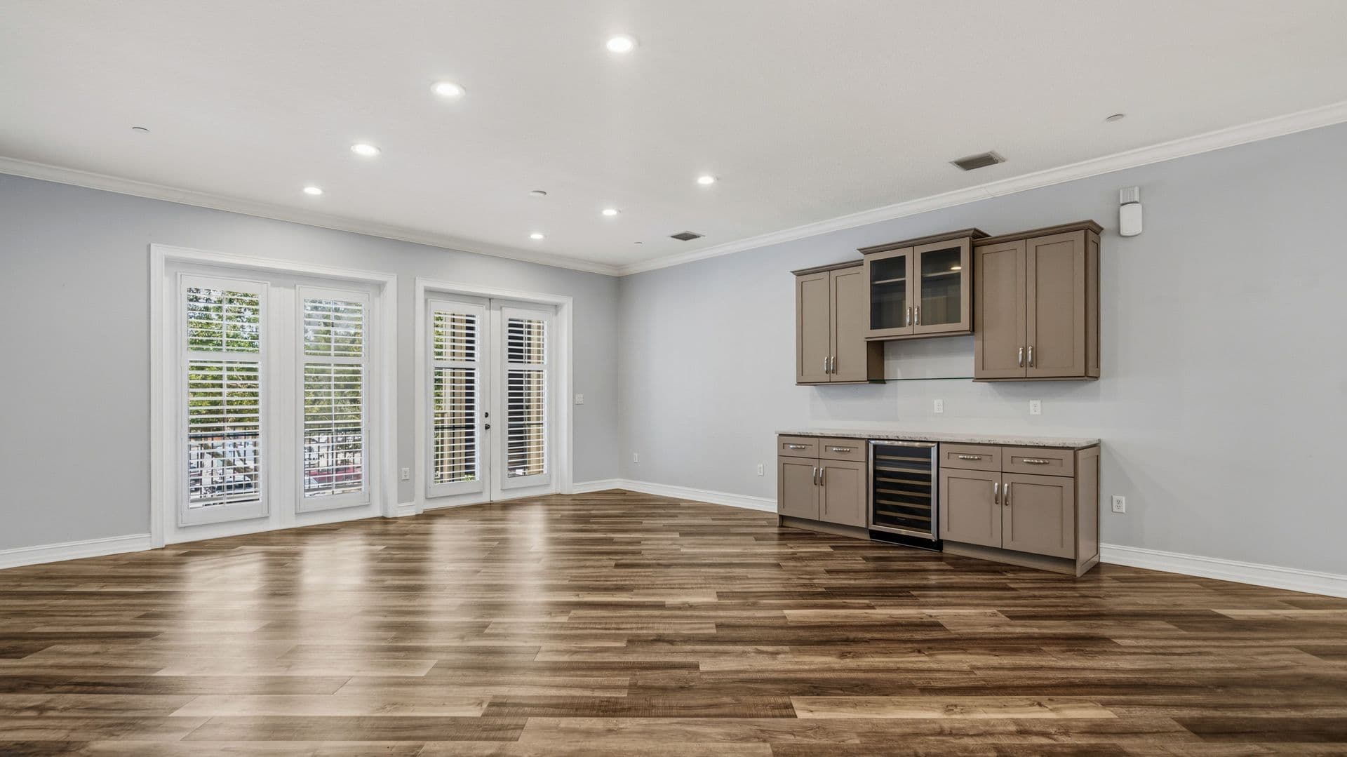 CELEBRATION Condo: 650 CAMPUS ST APT 204