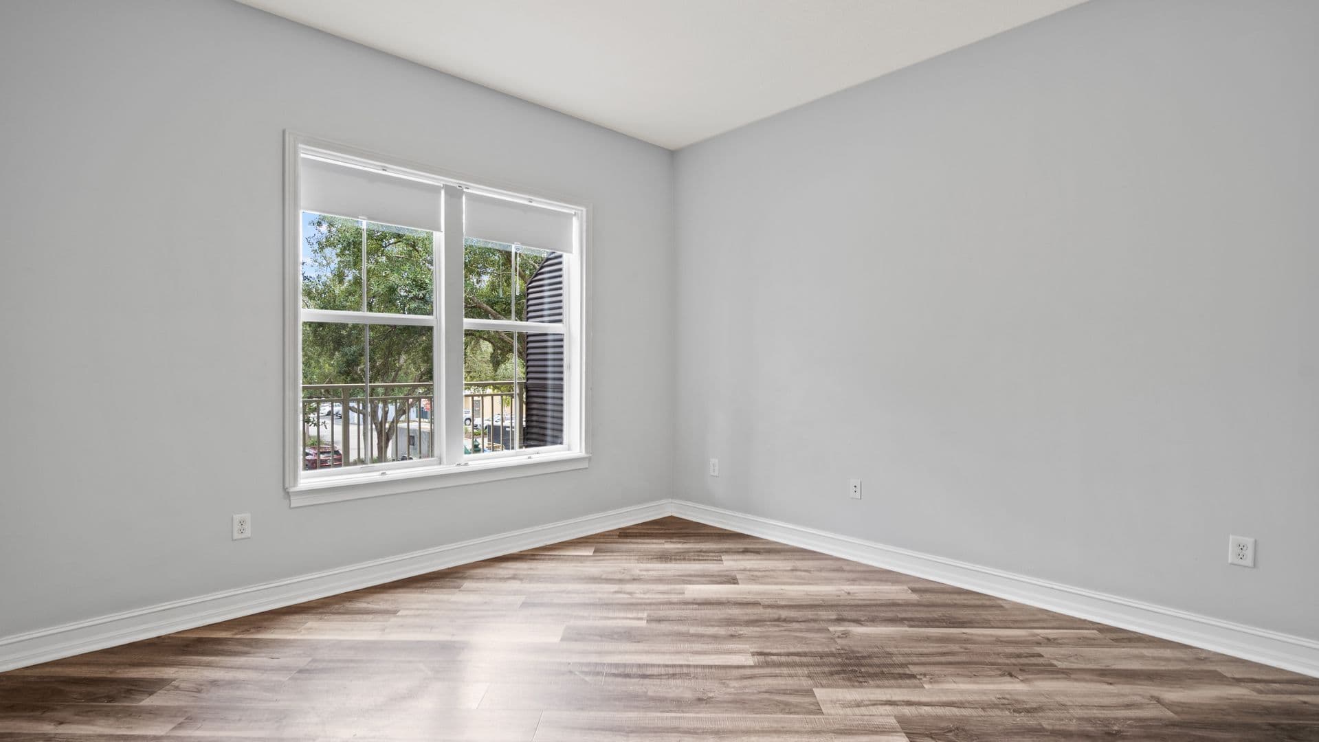 CELEBRATION Condo: 650 CAMPUS ST APT 204
