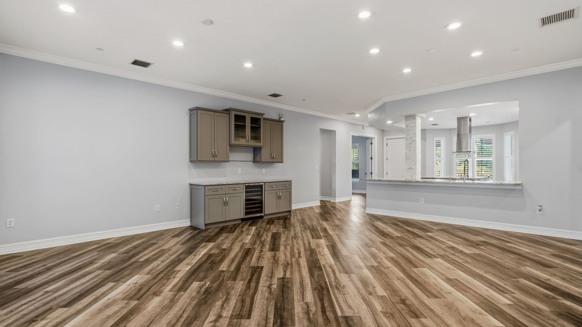 CELEBRATION Condo: 650 CAMPUS ST APT 204