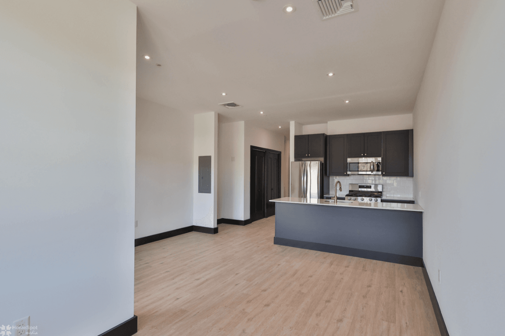 Easton Apartment: Watermark - 41 Larry Holmes Drive