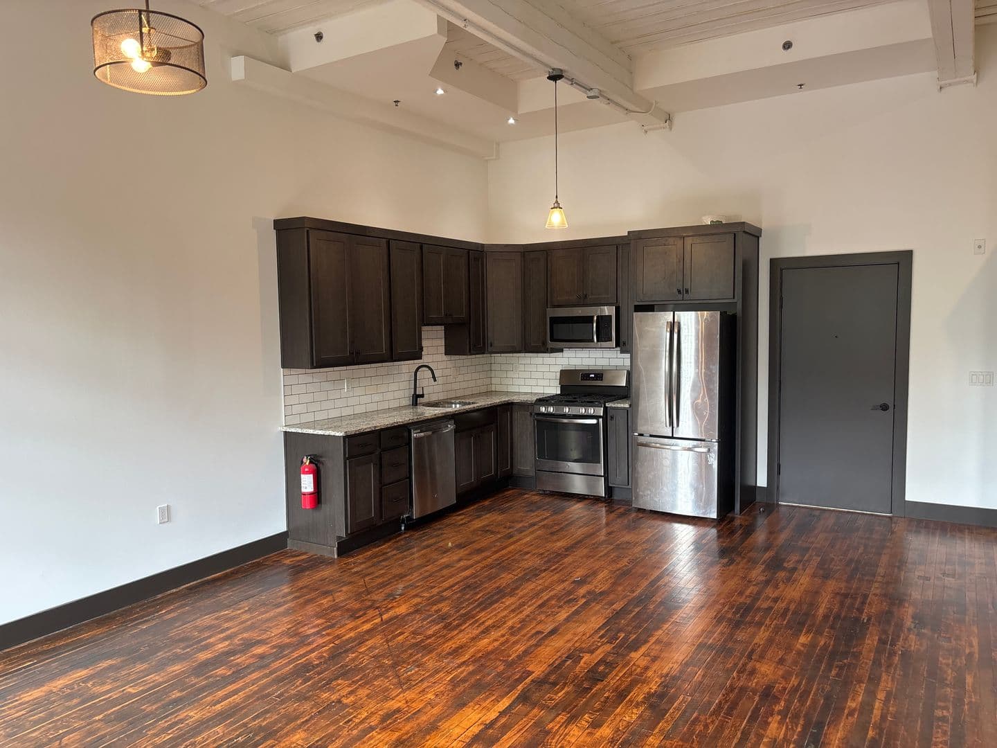 Easton Apartment: 651 N. 13th Street