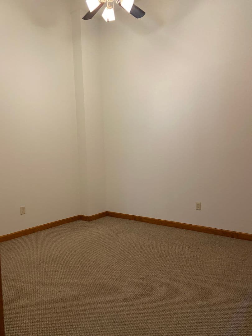 Easton Apartment: 323 Pine St.