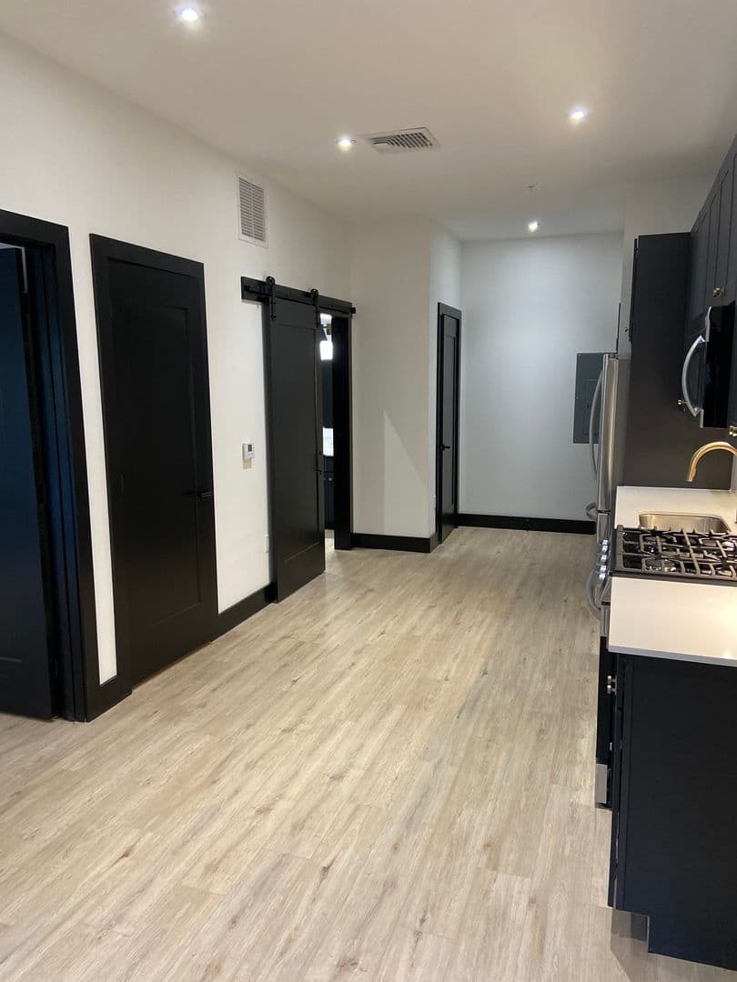 Easton Apartment: 45 Larry Holmes Drive