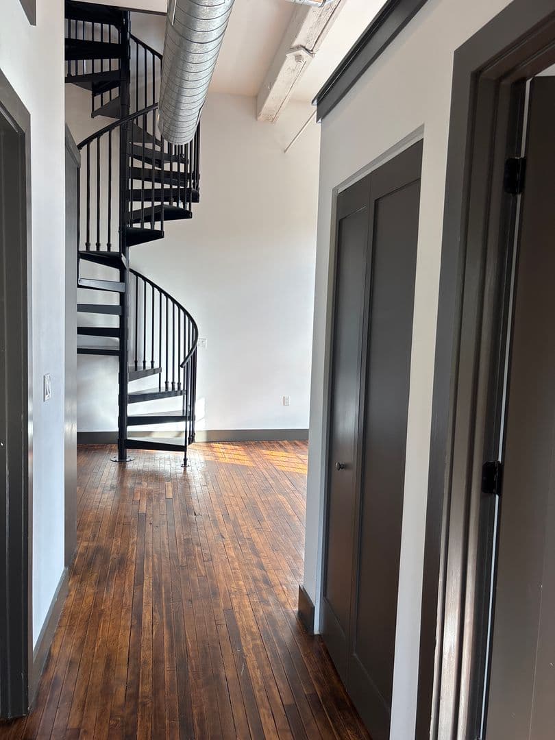 Easton Apartment: 651 N. 13th Street