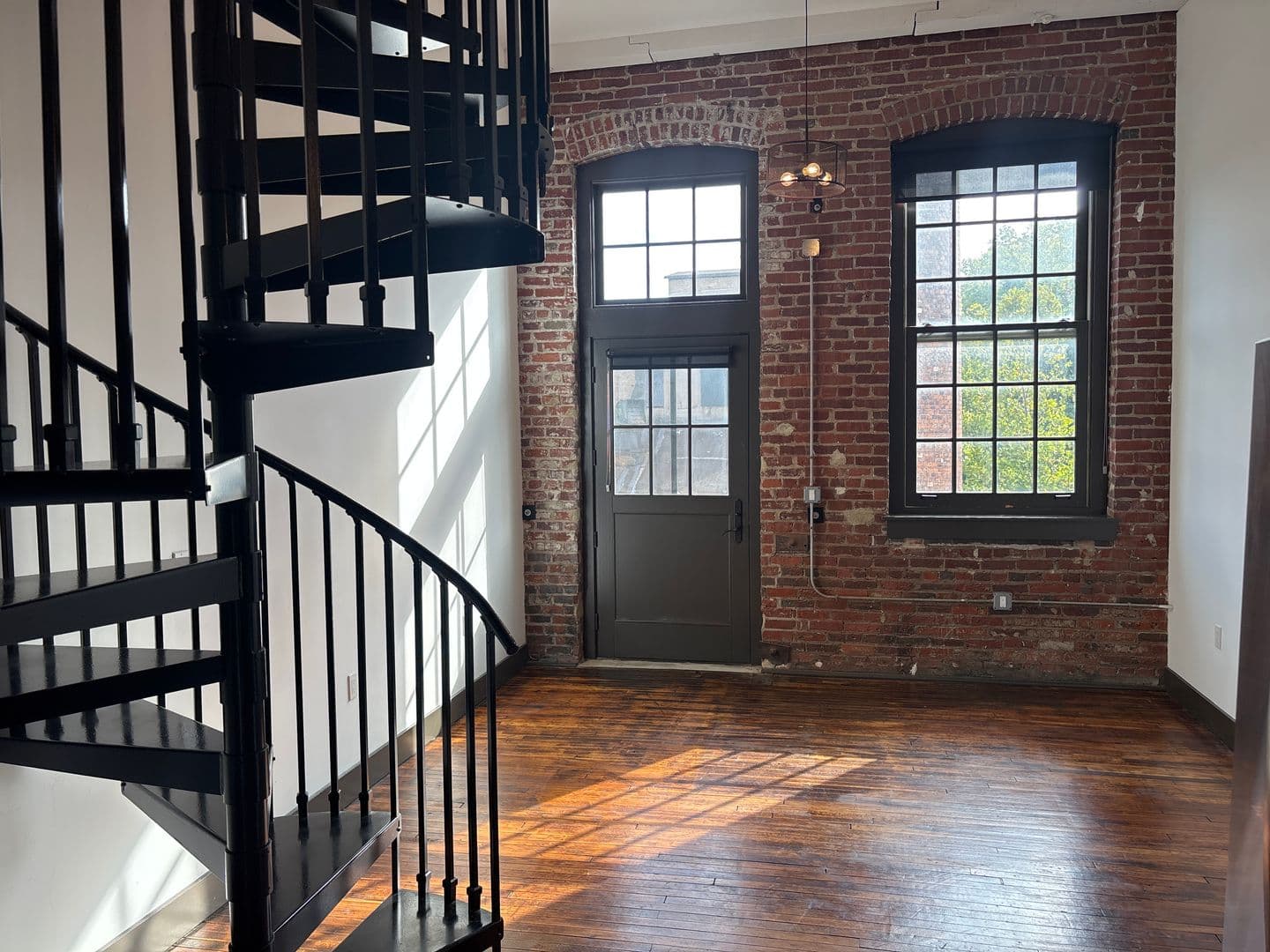 Easton Apartment: 651 N. 13th Street