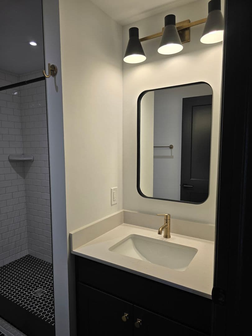 Easton Apartment: 400 Northampton Street