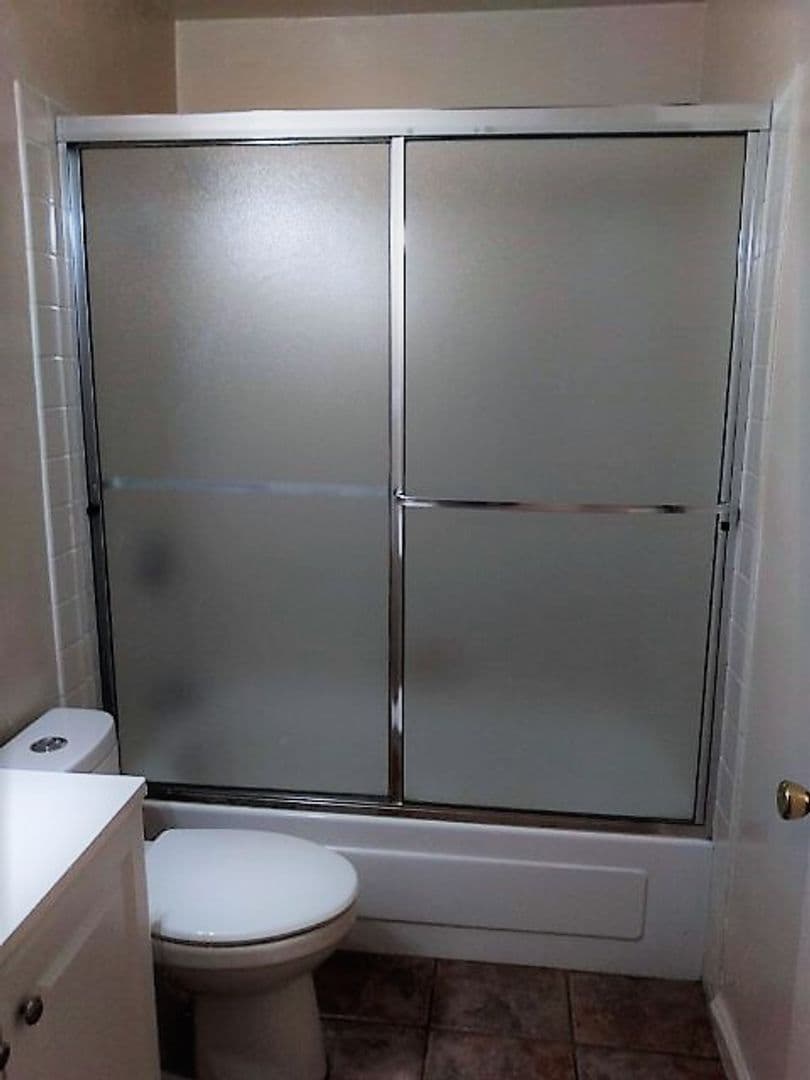 Antioch Apartment: 1107 W. 4th St #2