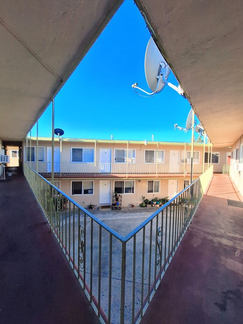 San Jose Apartment: 2752 Kollmar Dr #34