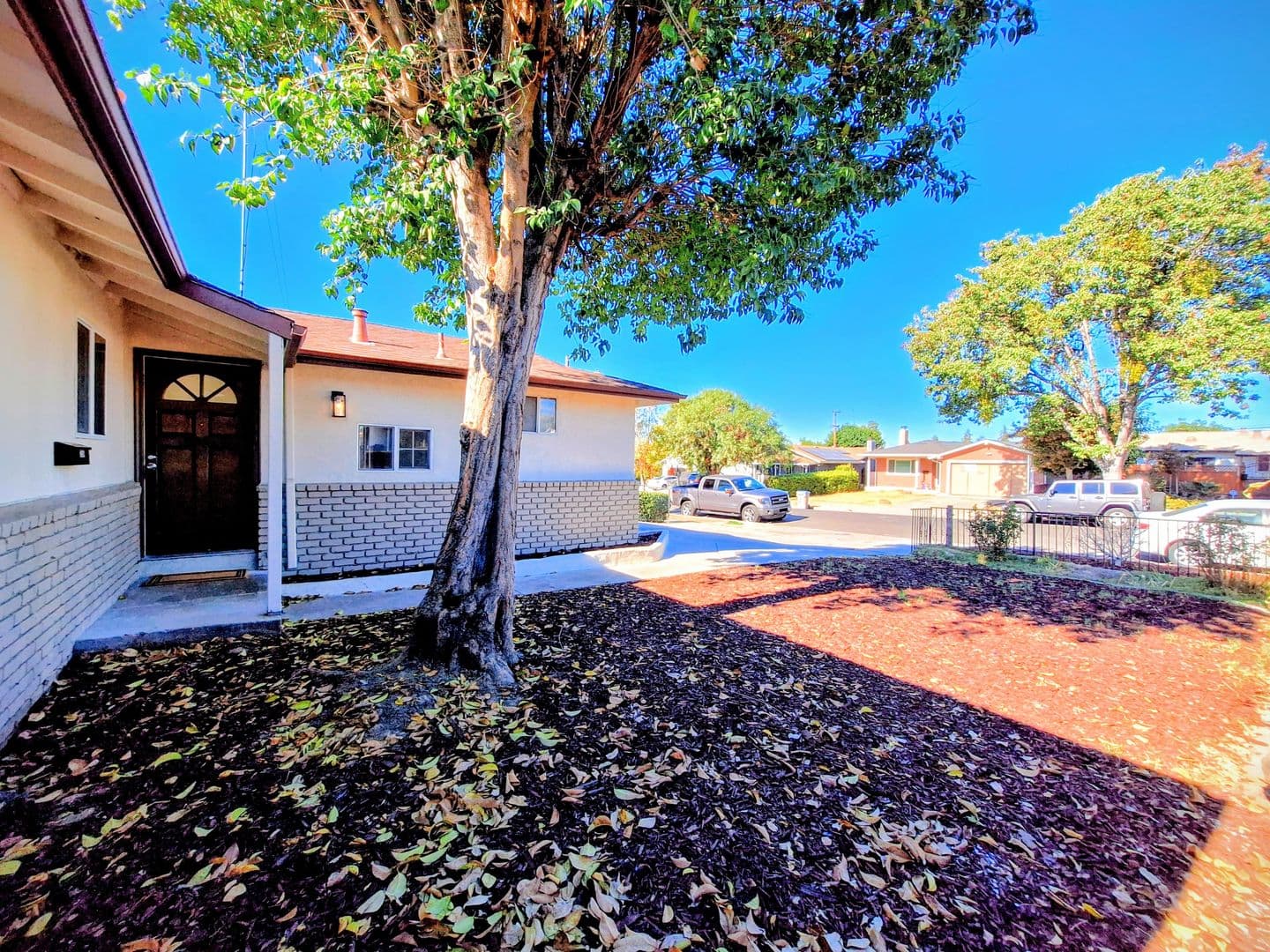 San Jose House: 3354 Mt. Logan Dr