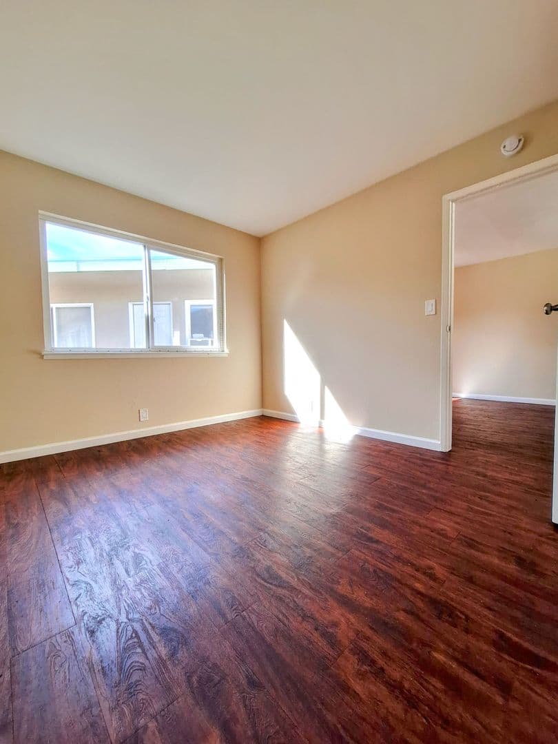 San Jose Apartment: 2752 Kollmar Dr #34