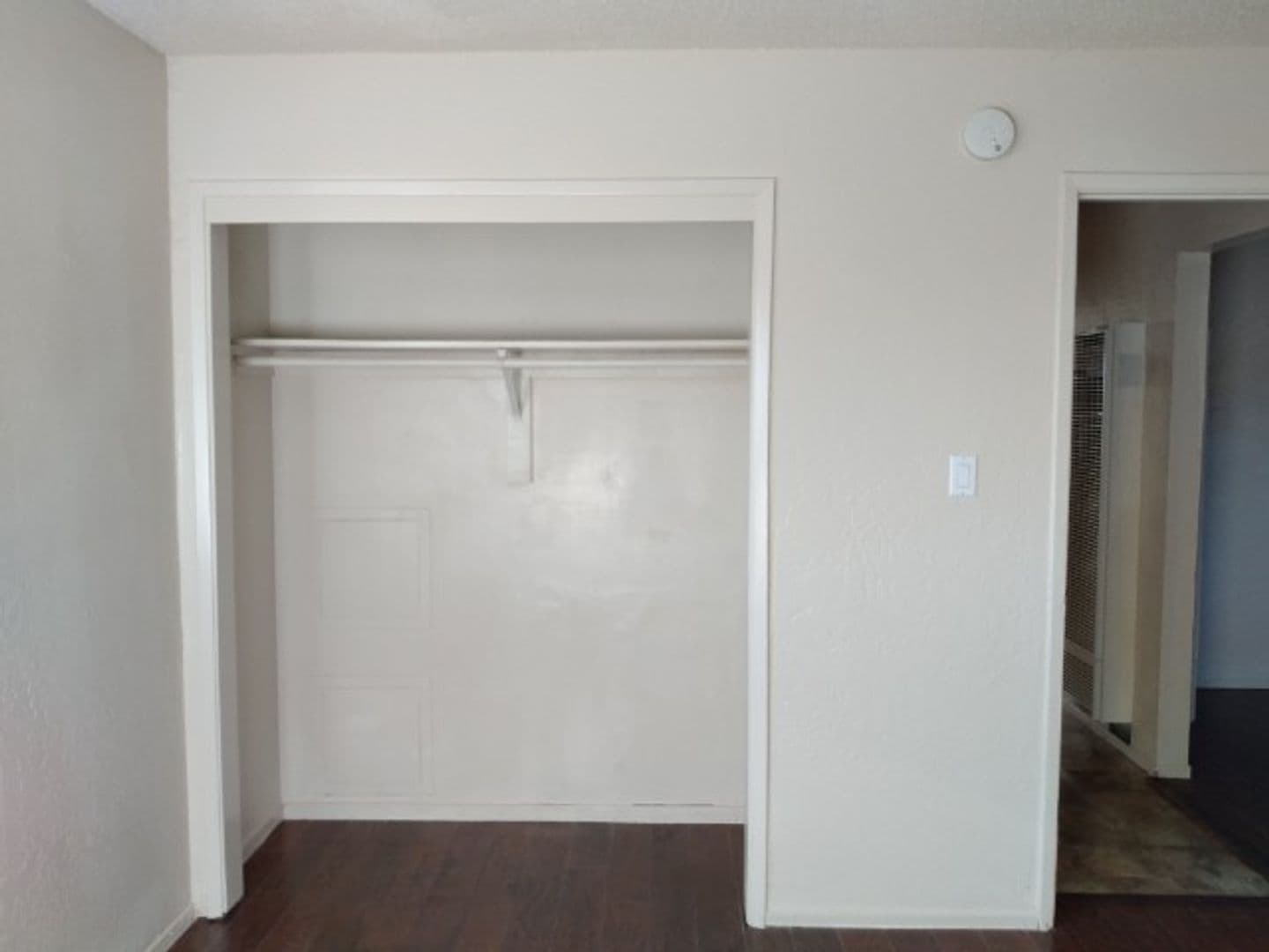 Antioch Apartment: 1107 W. 4th St #2