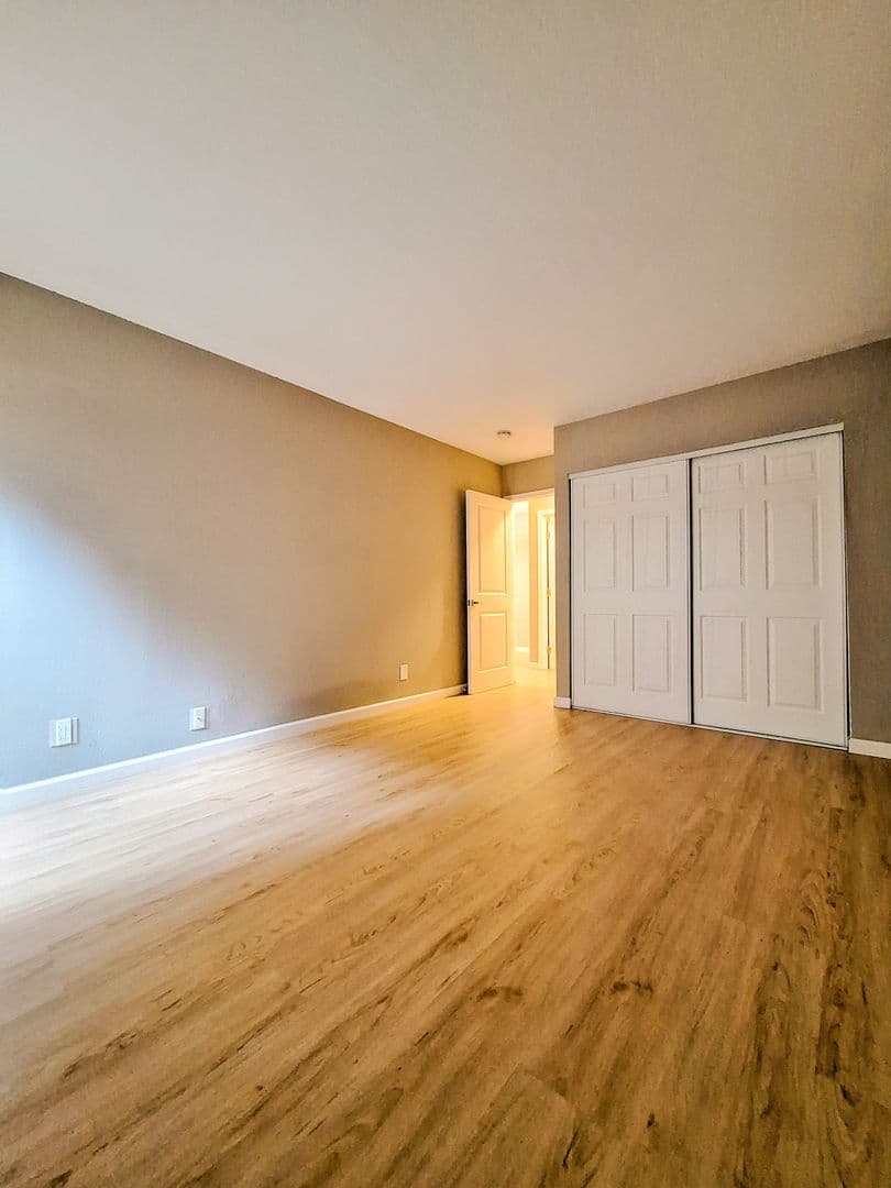 San Jose Condo: 5332 Monterey Rd #7