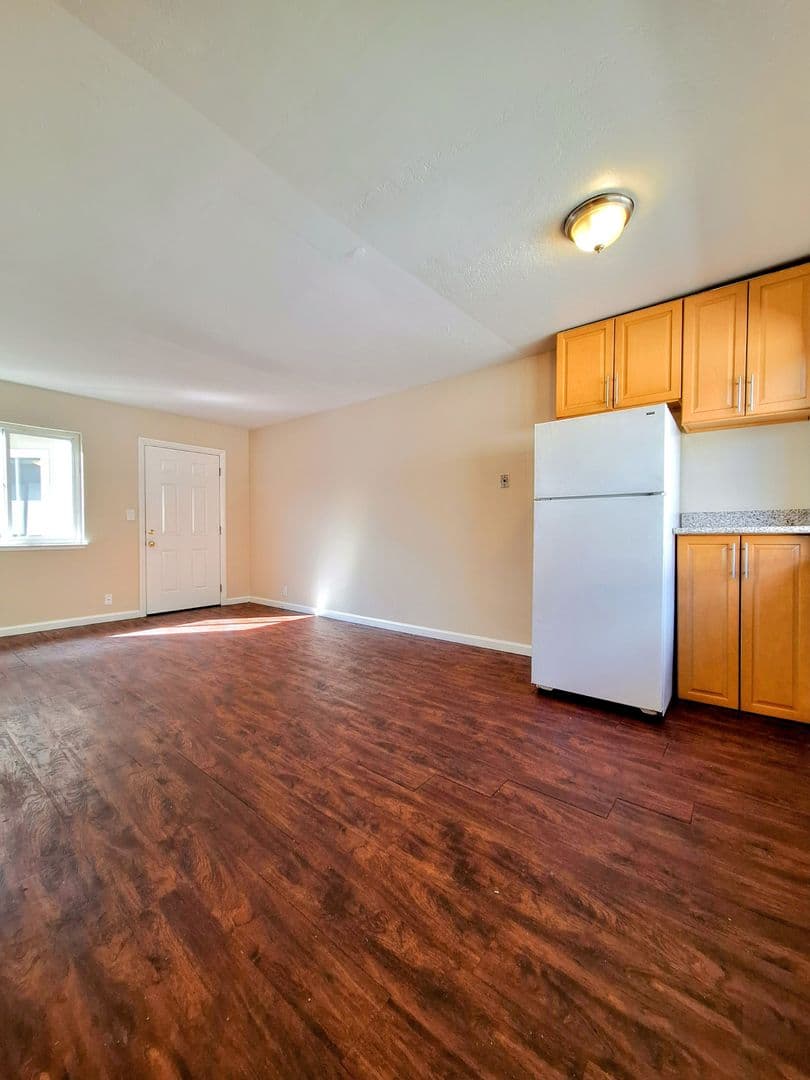 San Jose Apartment: 2752 Kollmar Dr #34