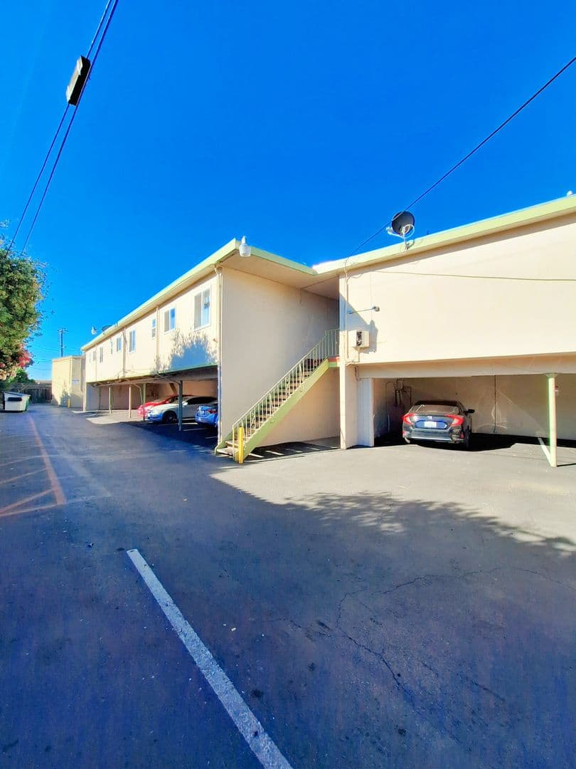 San Jose Apartment: 2752 Kollmar Dr #34