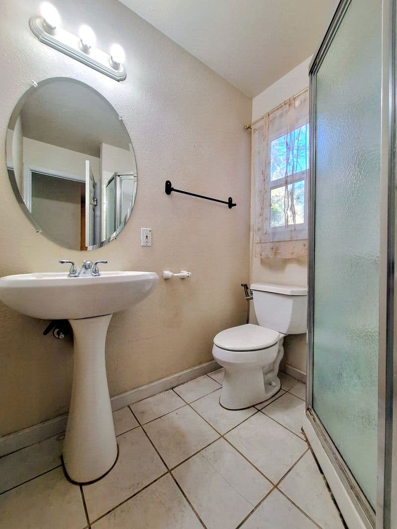 San Jose House: 2162 Tamie Ln