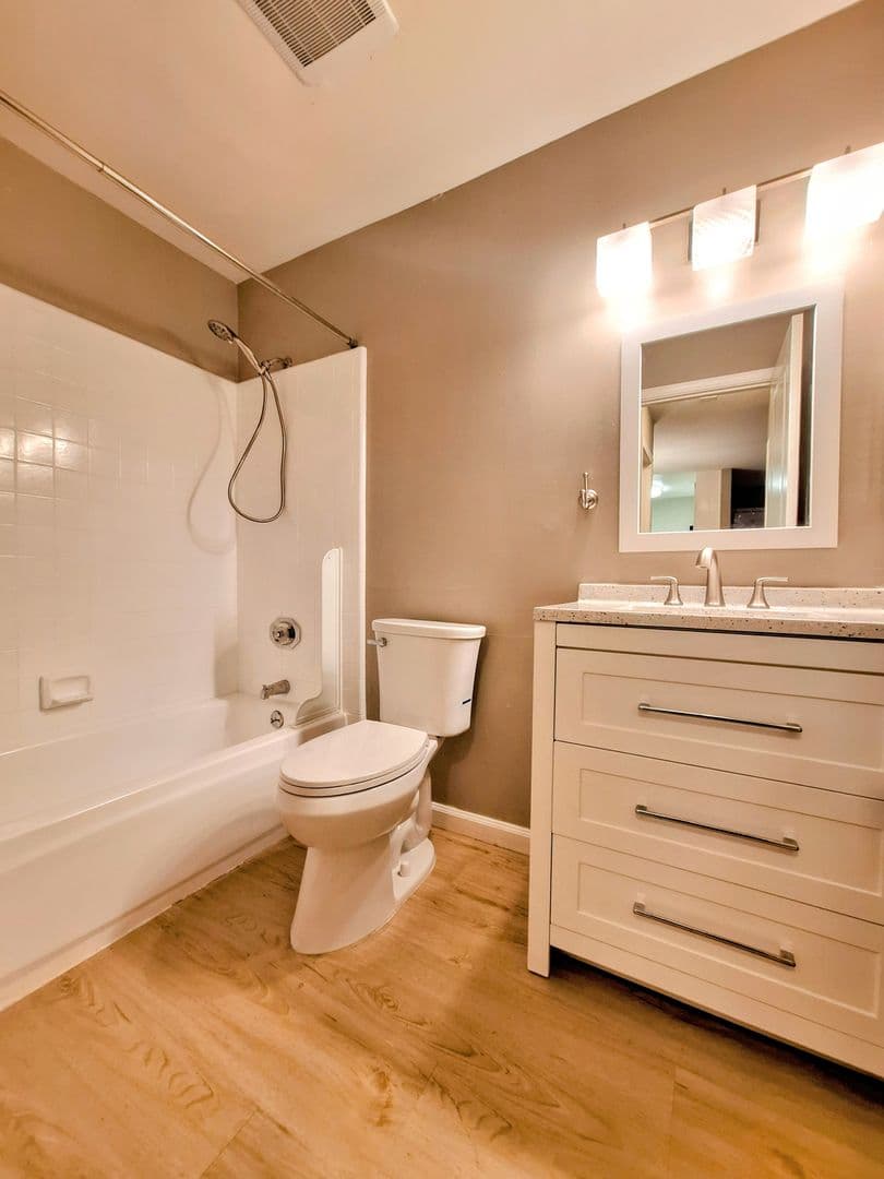 San Jose Condo: 5332 Monterey Rd #7