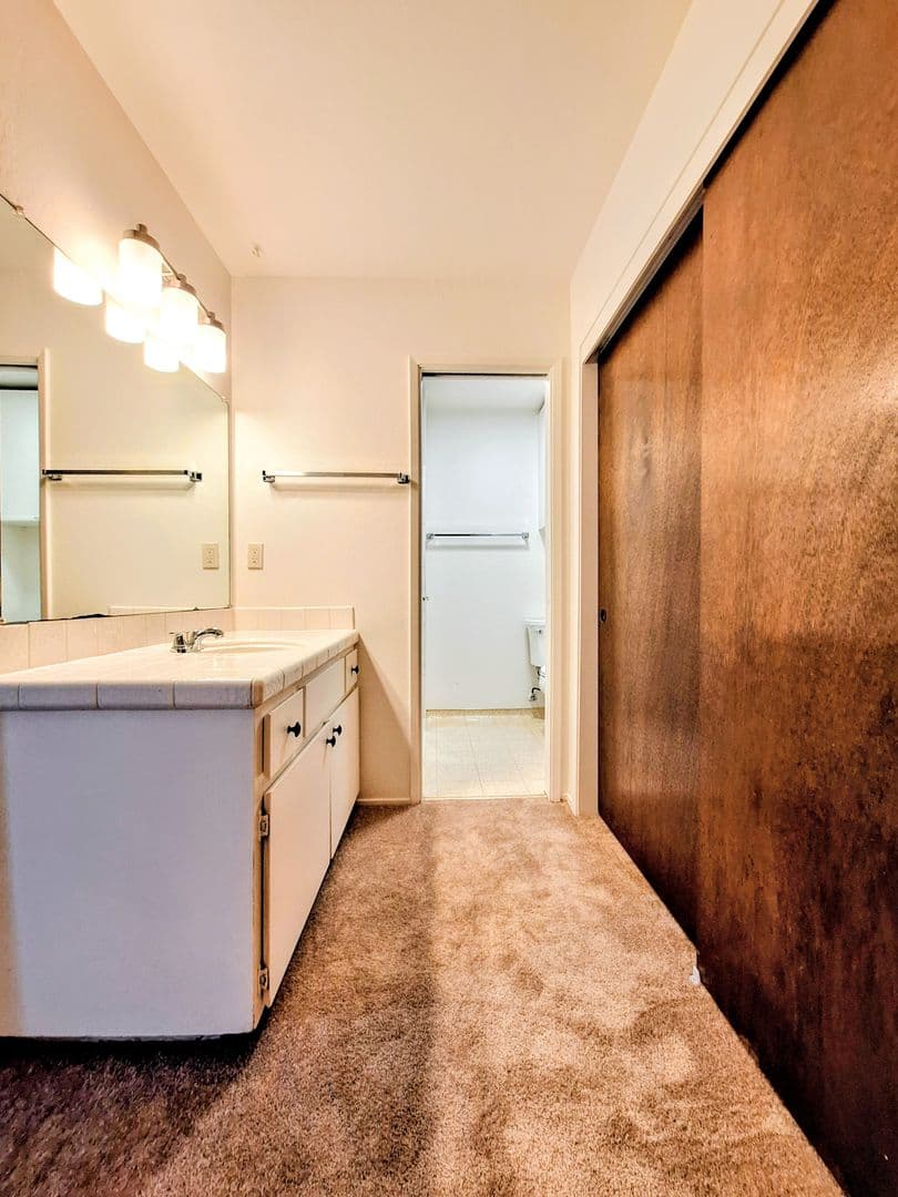 Santa Clara Apartment: 3478 & 3482 Angelina Dr