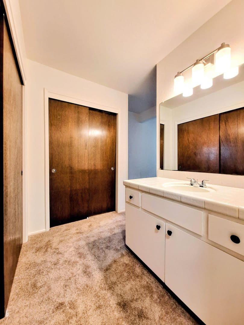 Santa Clara Apartment: 3478 & 3482 Angelina Dr