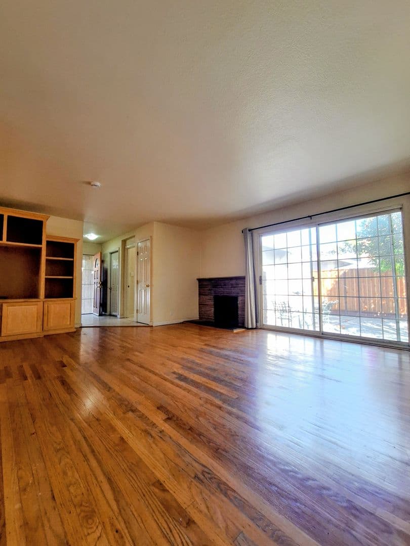 San Jose House: 2162 Tamie Ln