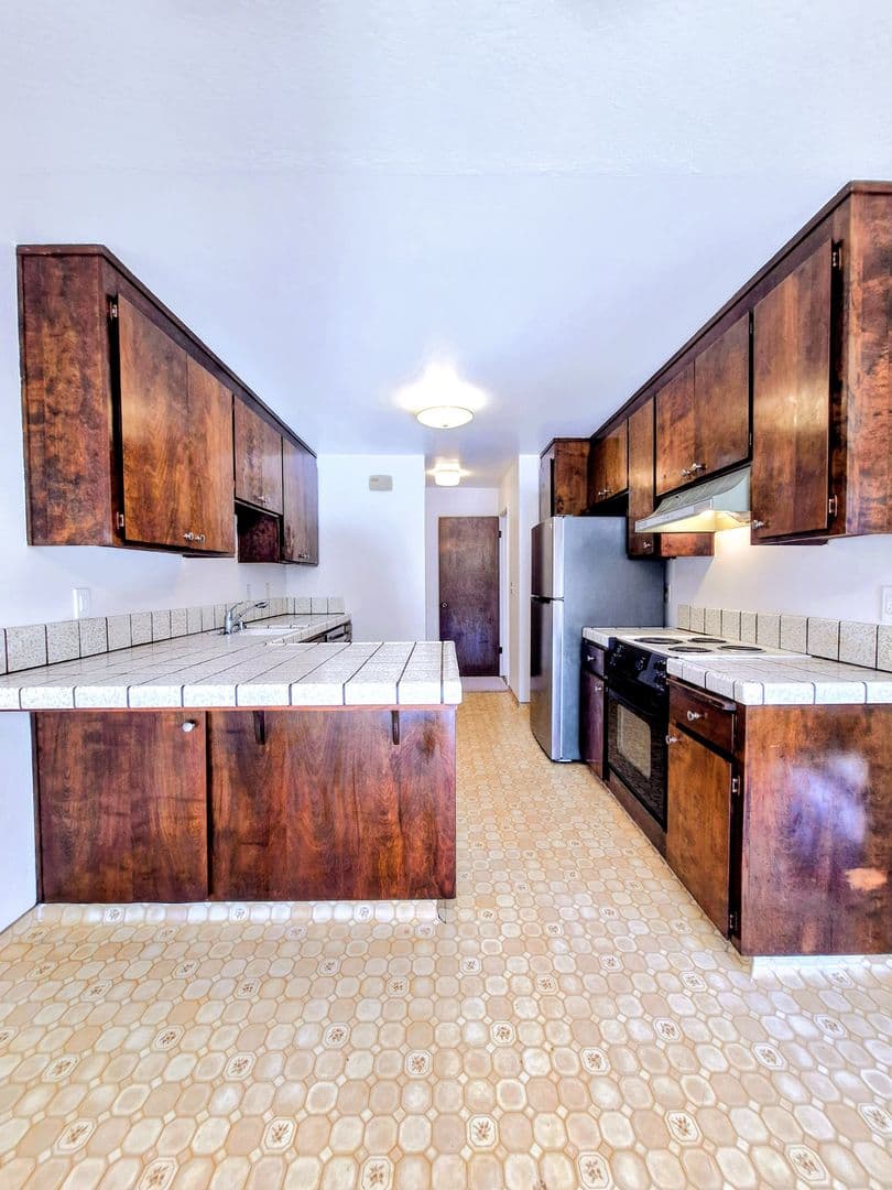 Santa Clara Apartment: 3478 & 3482 Angelina Dr