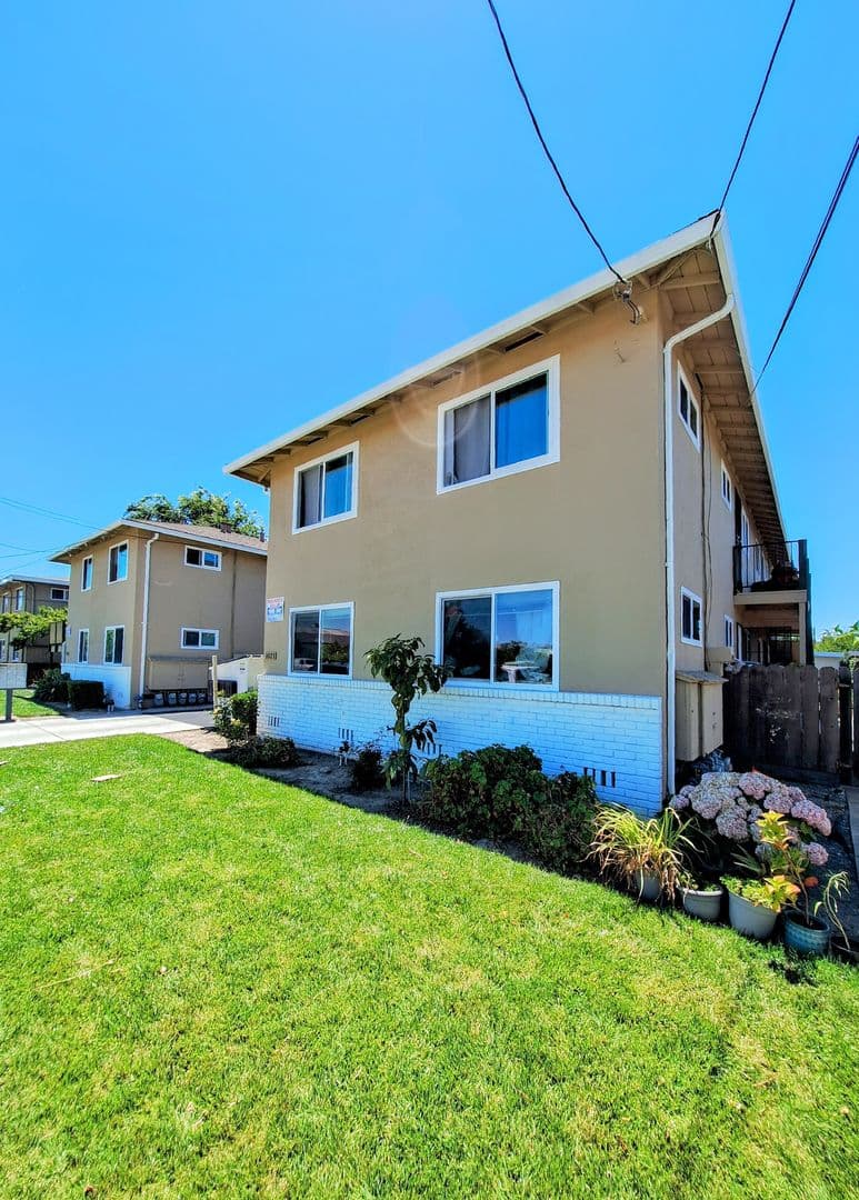 San Jose Apartment: 1021 N. 7th Street